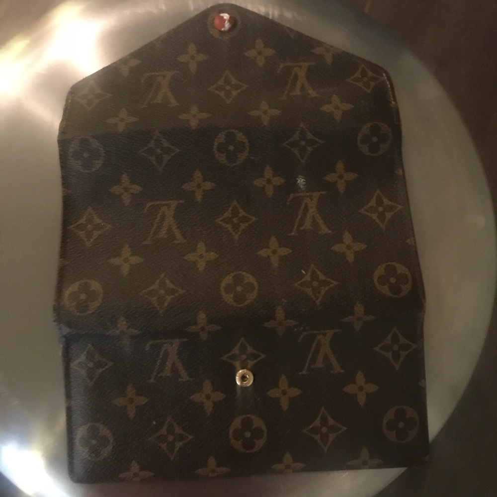 💯%Authentic Louis Vuitton wallet